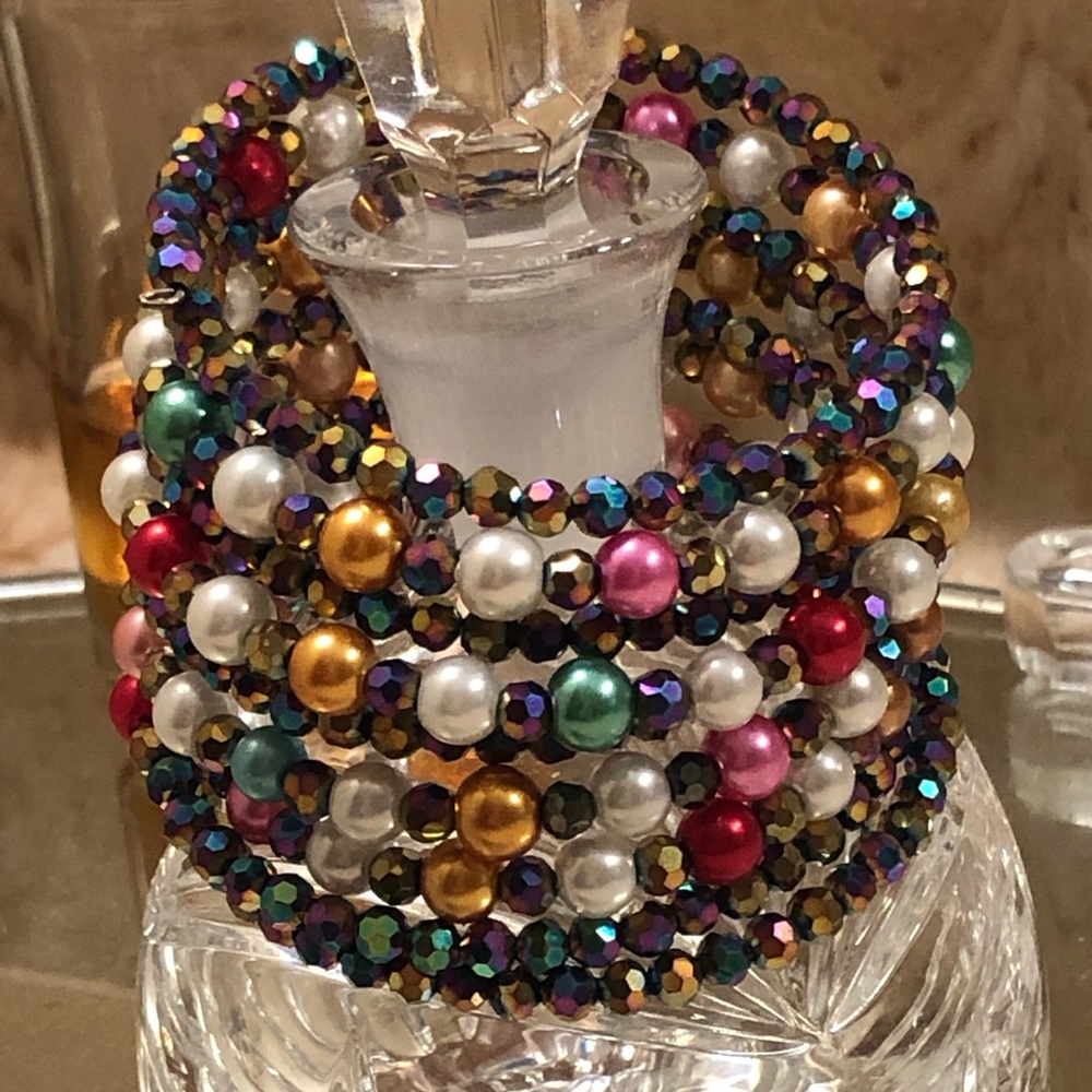 Multi colored wrap bracelet 🌺